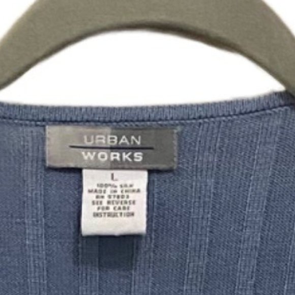 Vintage Urban Works Women Large 100% Silk Cardigan Attached Scoop Shirt Sweater - Picture 2 of 8